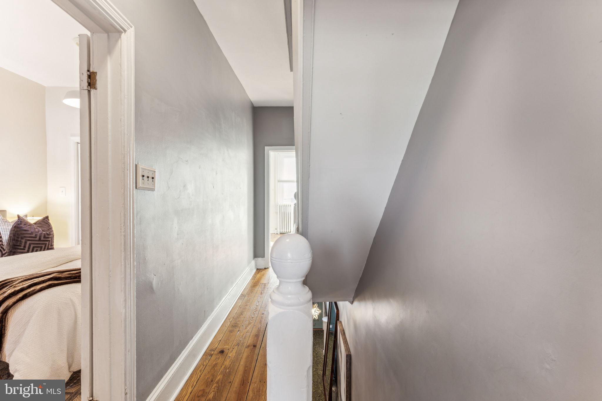 EAST FALLS - Residential