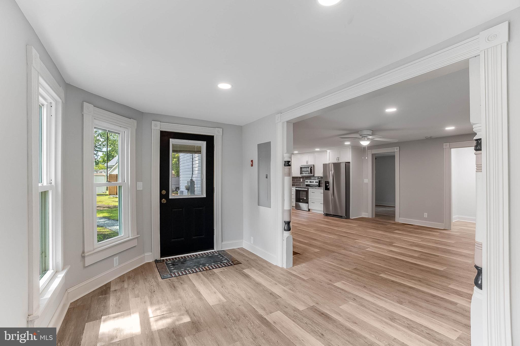 110 E 6TH STREET