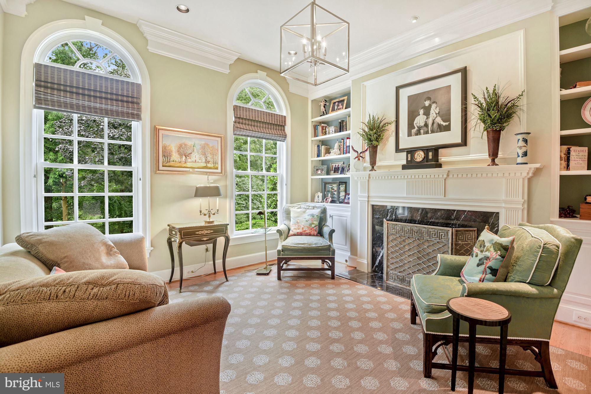 CHINQUAPIN - Residential