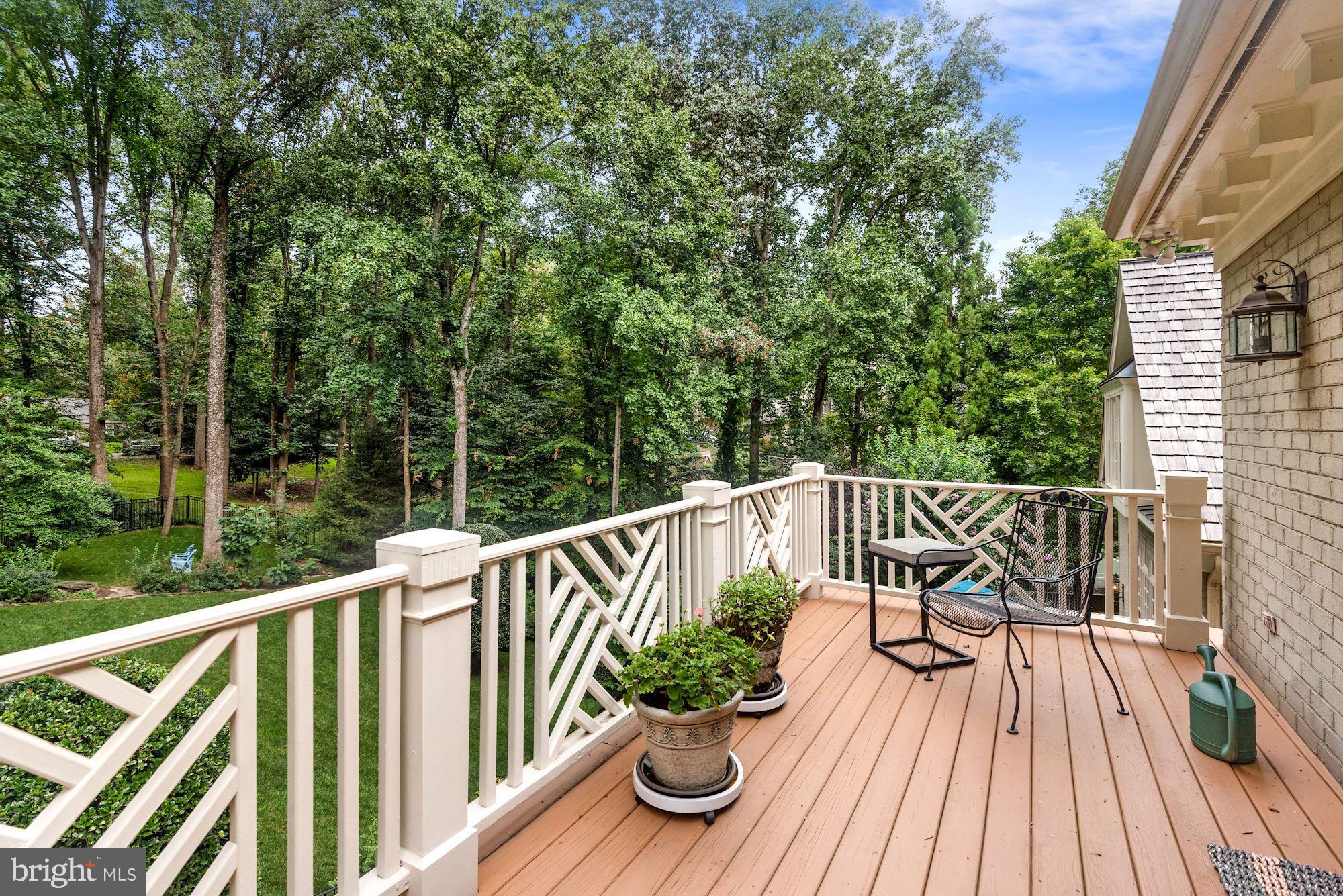 CHINQUAPIN - Residential