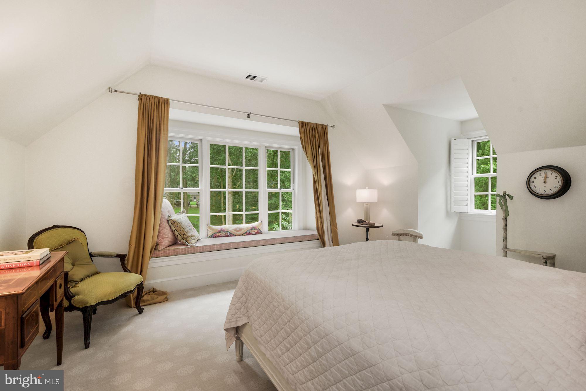 CHINQUAPIN - Residential