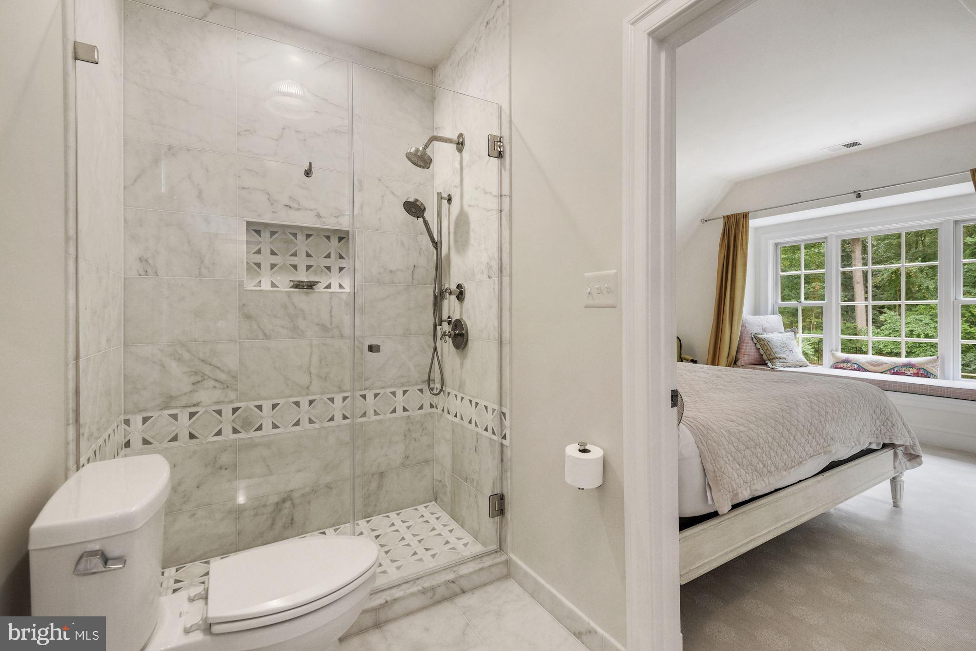 CHINQUAPIN - Residential