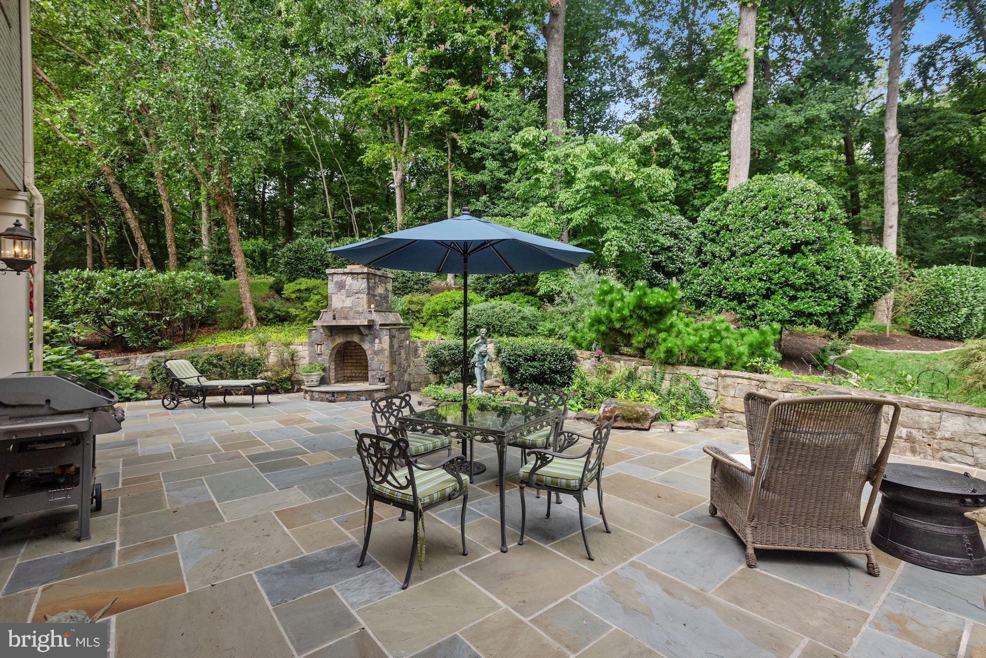 CHINQUAPIN - Residential