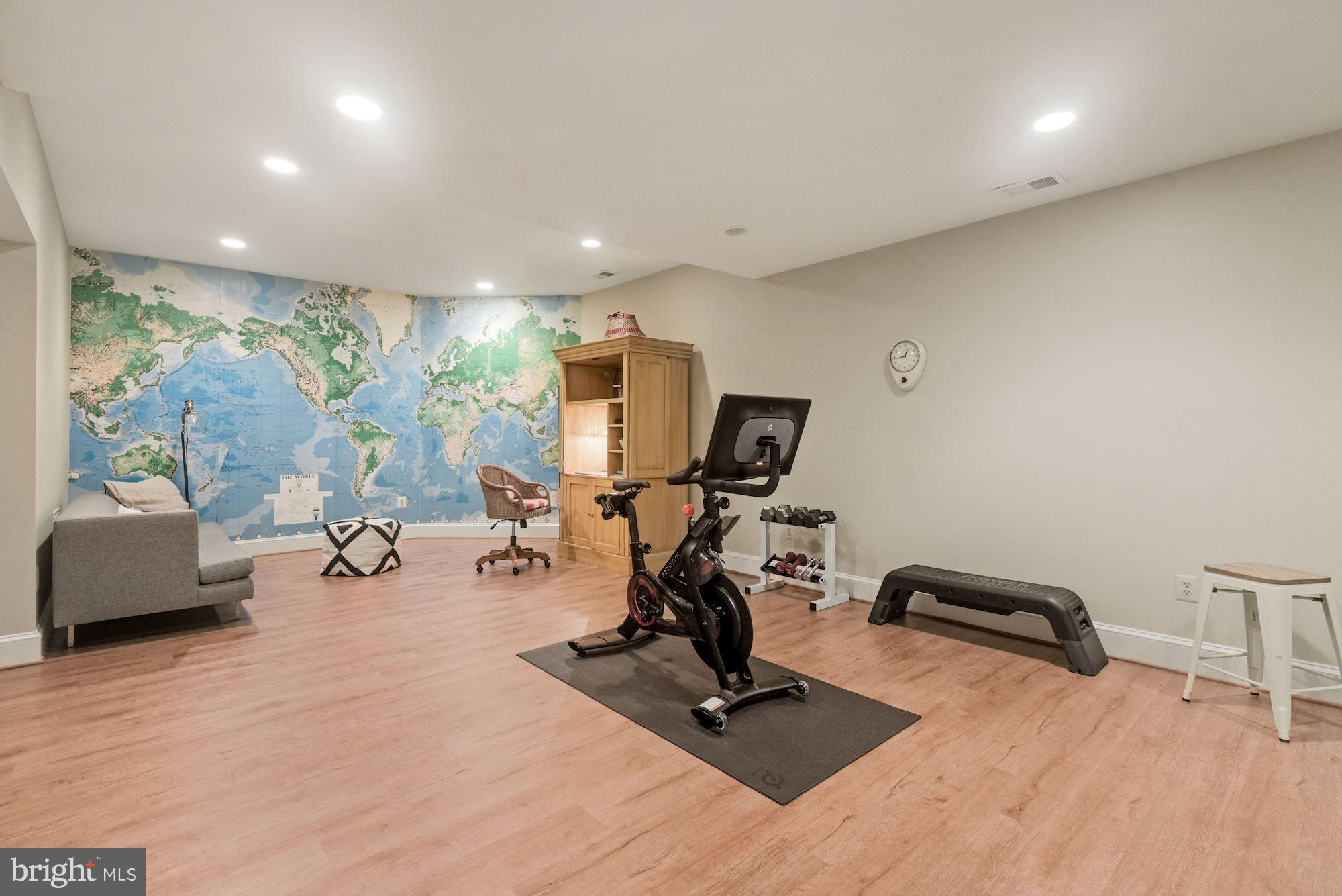 CHINQUAPIN - Residential