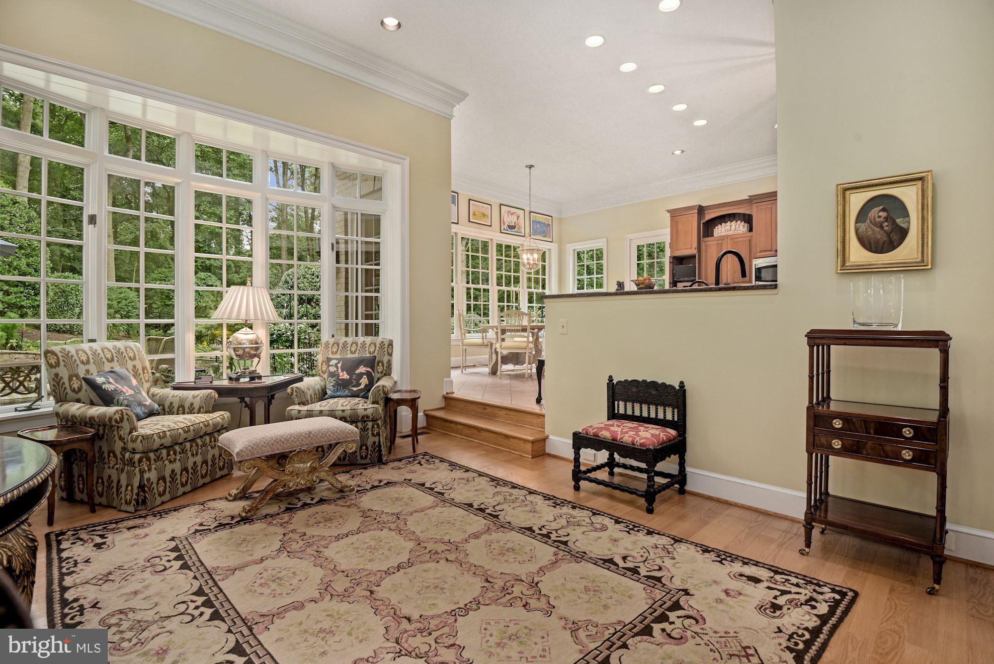 CHINQUAPIN - Residential