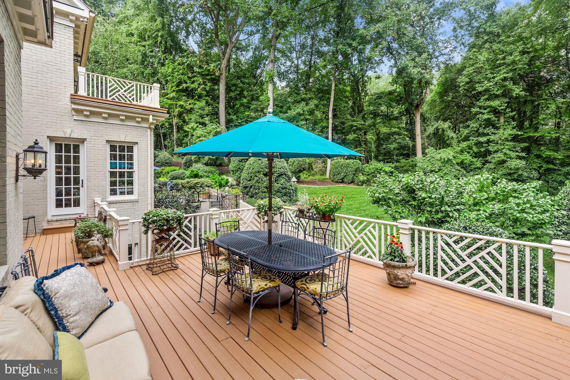 CHINQUAPIN - Residential