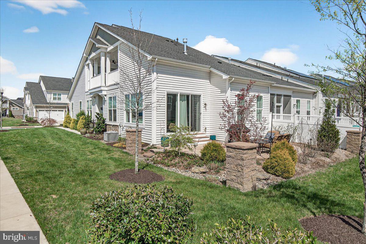 TWO RIVERS - Residential