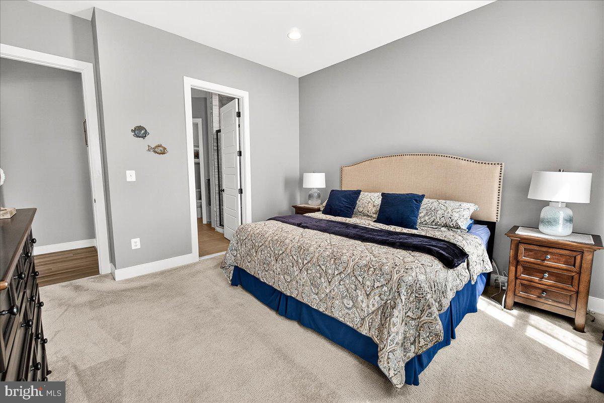 TWO RIVERS - Residential