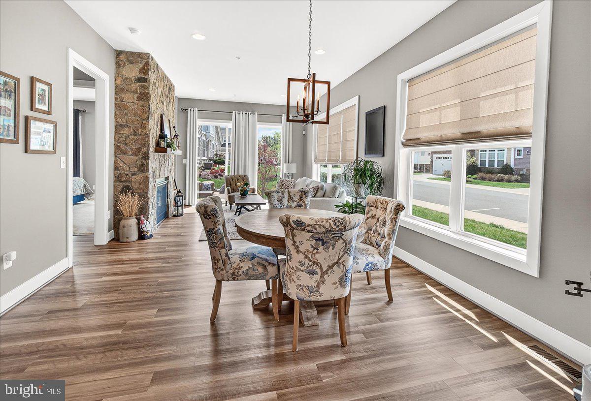 TWO RIVERS - Residential