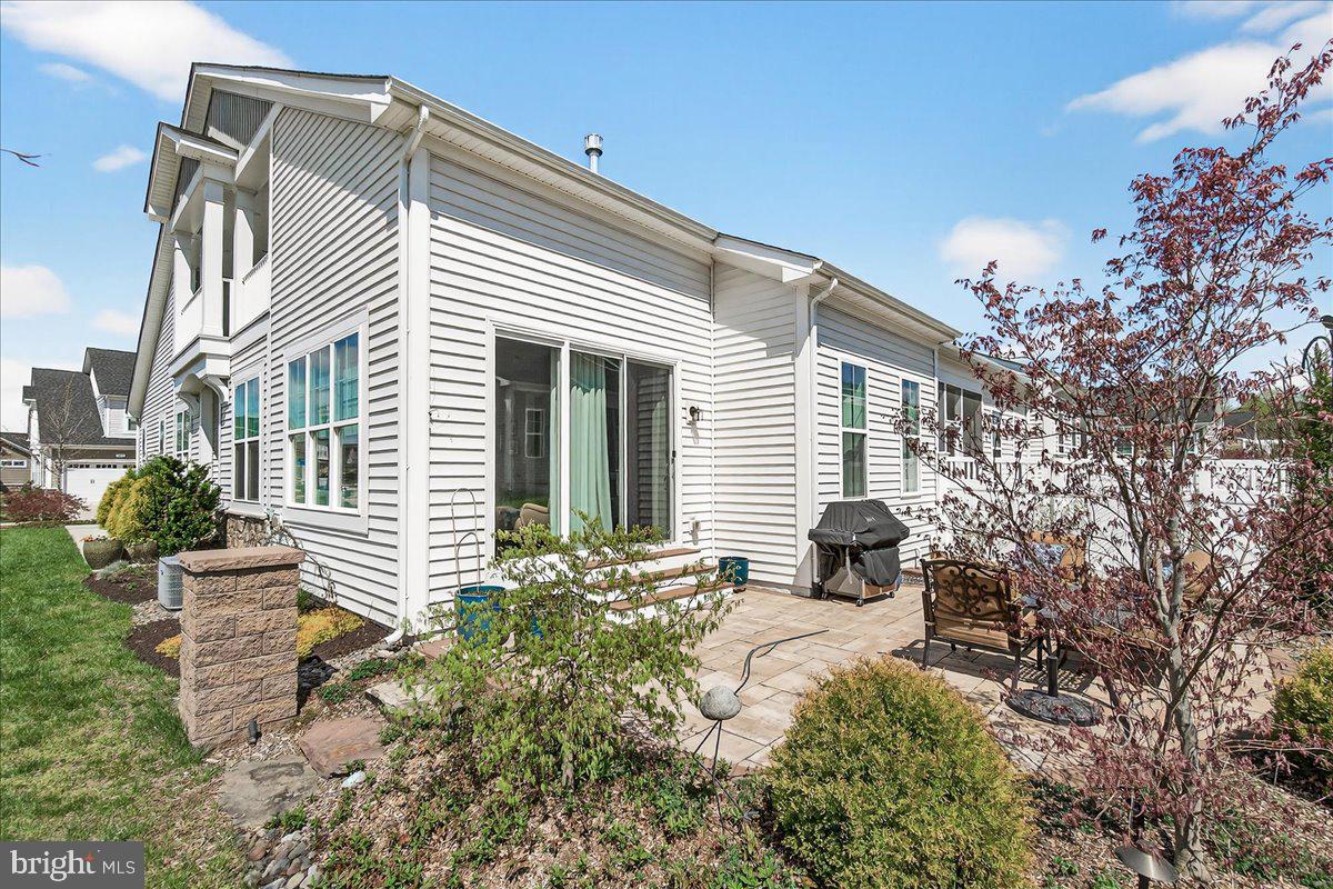 TWO RIVERS - Residential