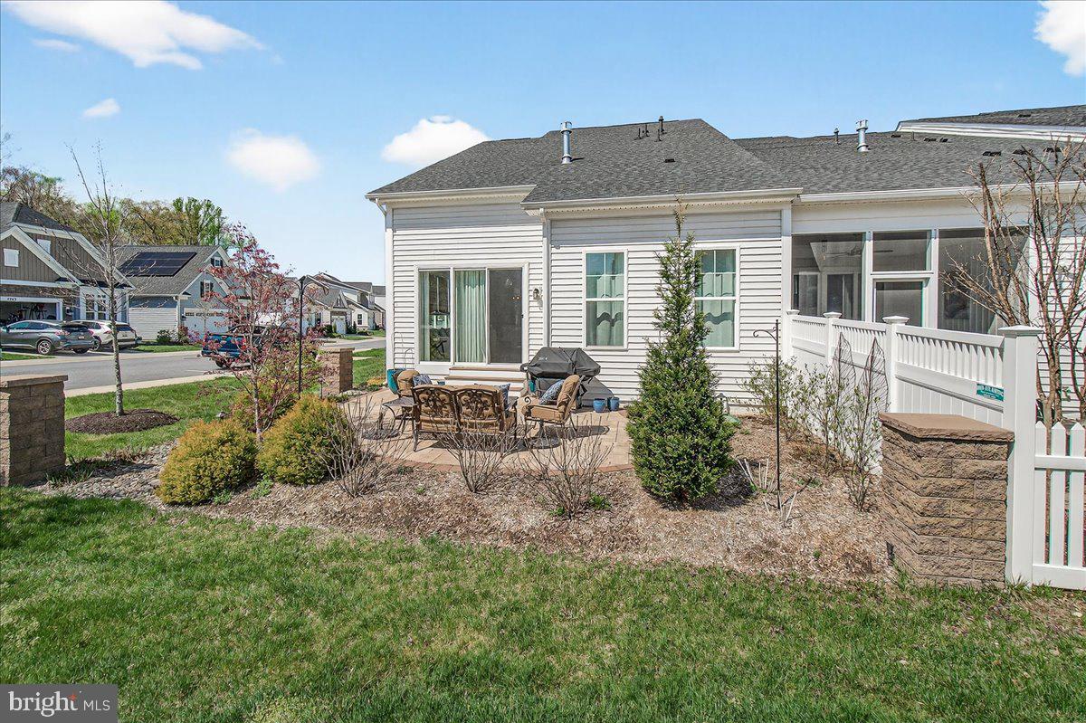 TWO RIVERS - Residential