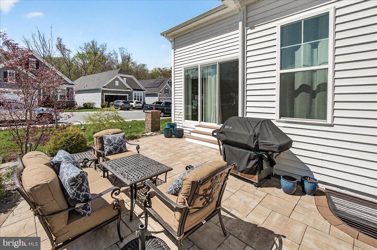 TWO RIVERS - Residential