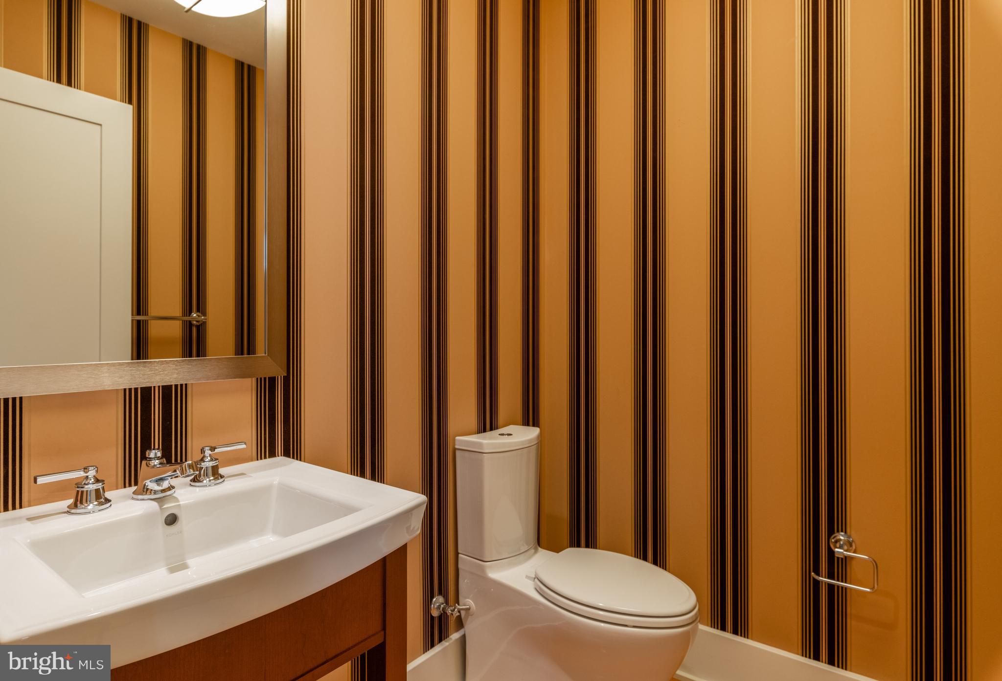 THE ORONOCO - Residential Lease