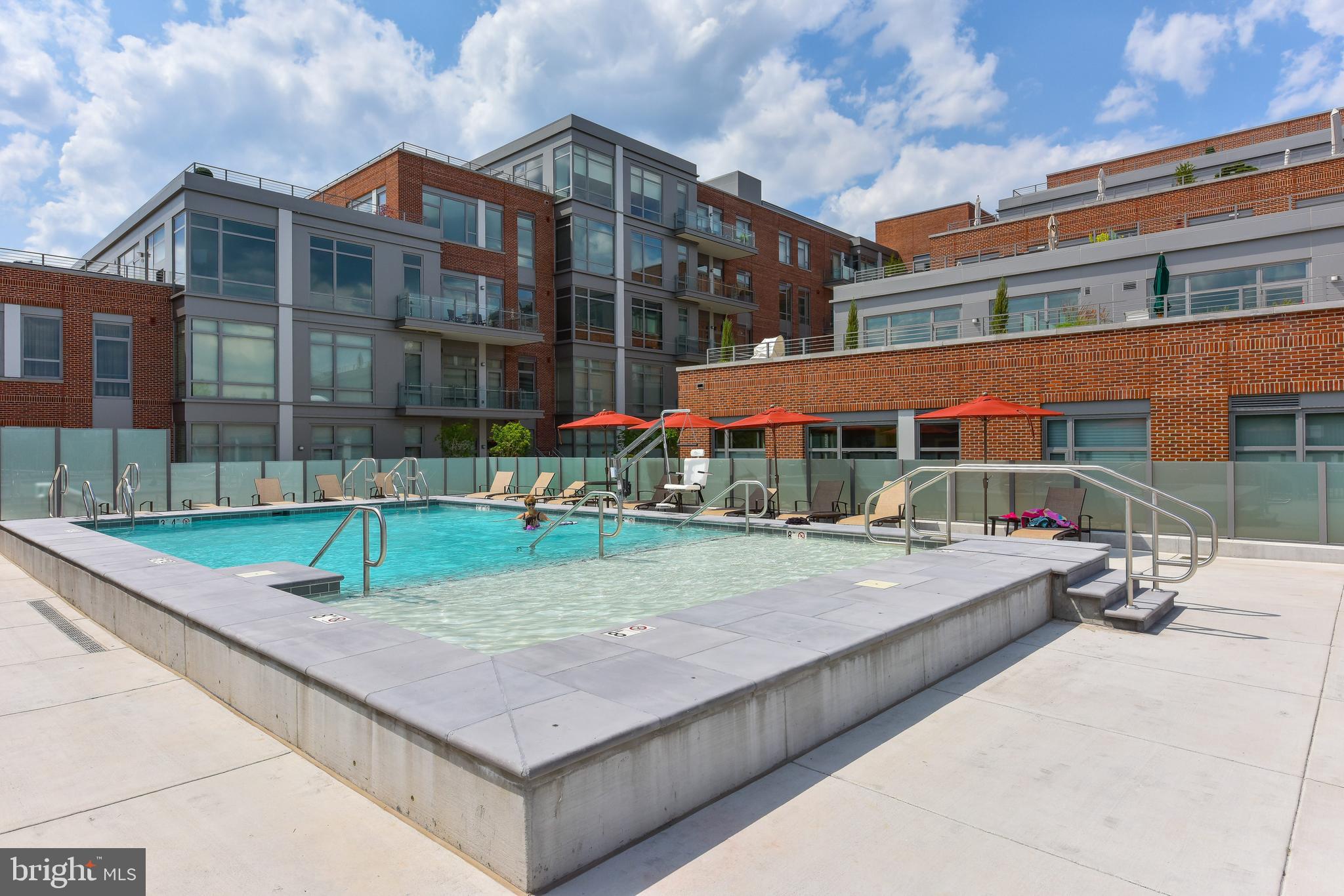 THE ORONOCO - Residential Lease