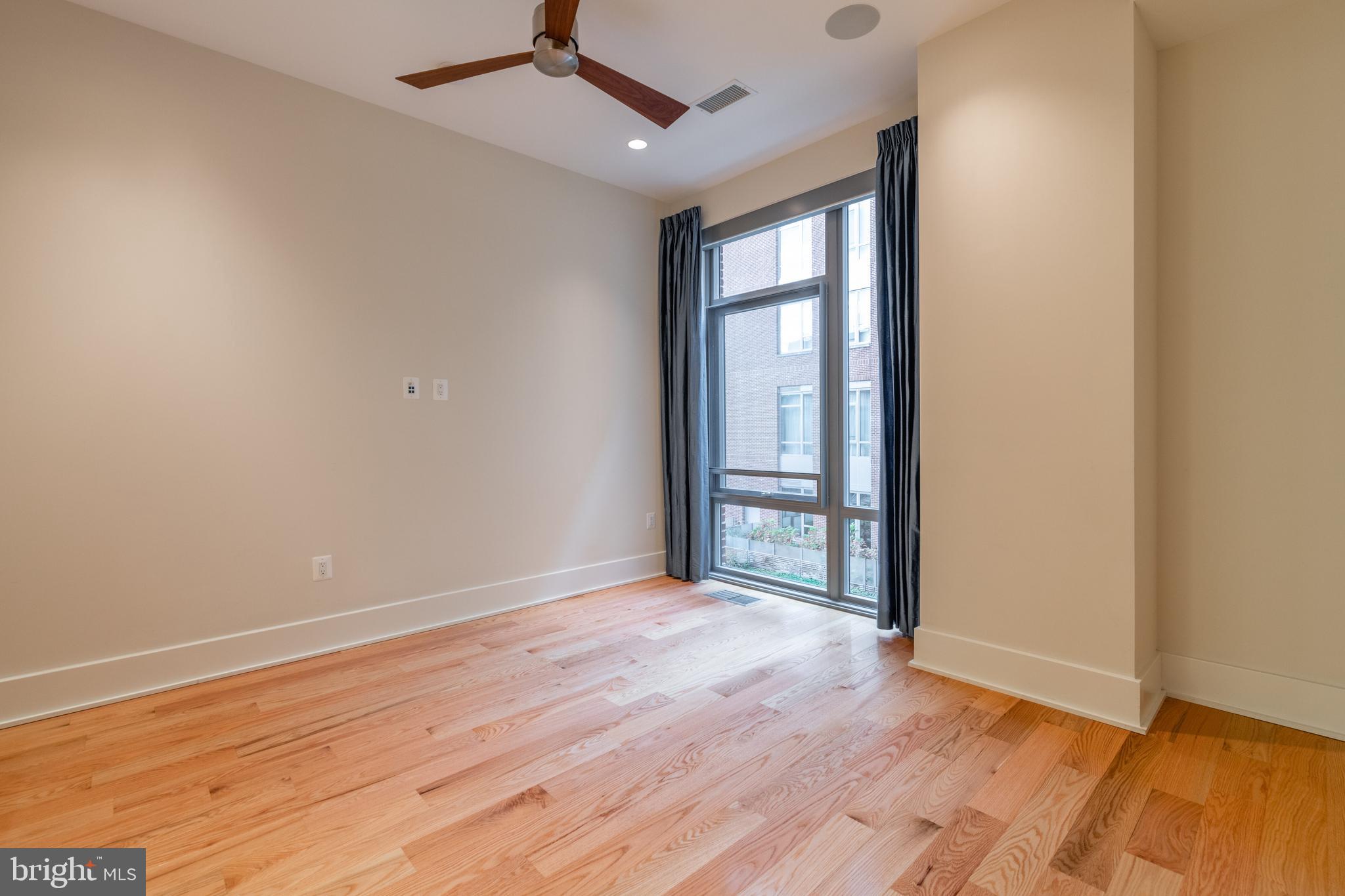 THE ORONOCO - Residential Lease