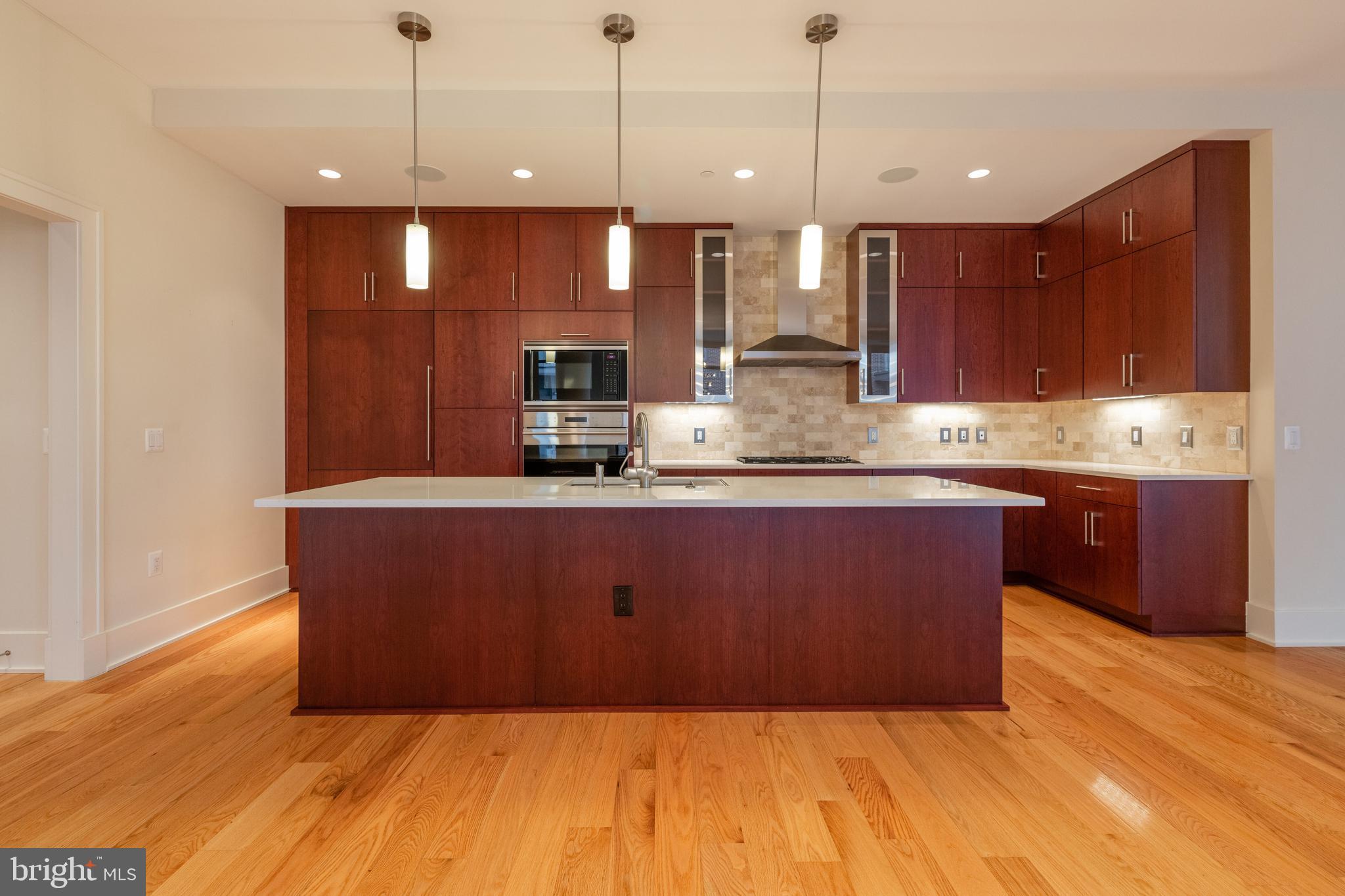 THE ORONOCO - Residential Lease