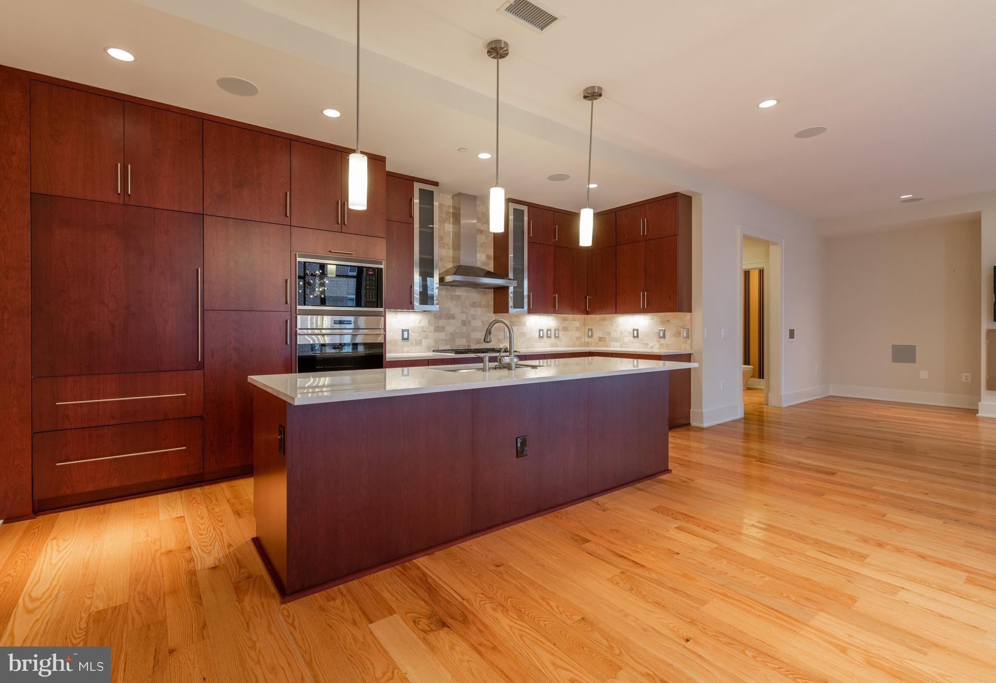 THE ORONOCO - Residential Lease