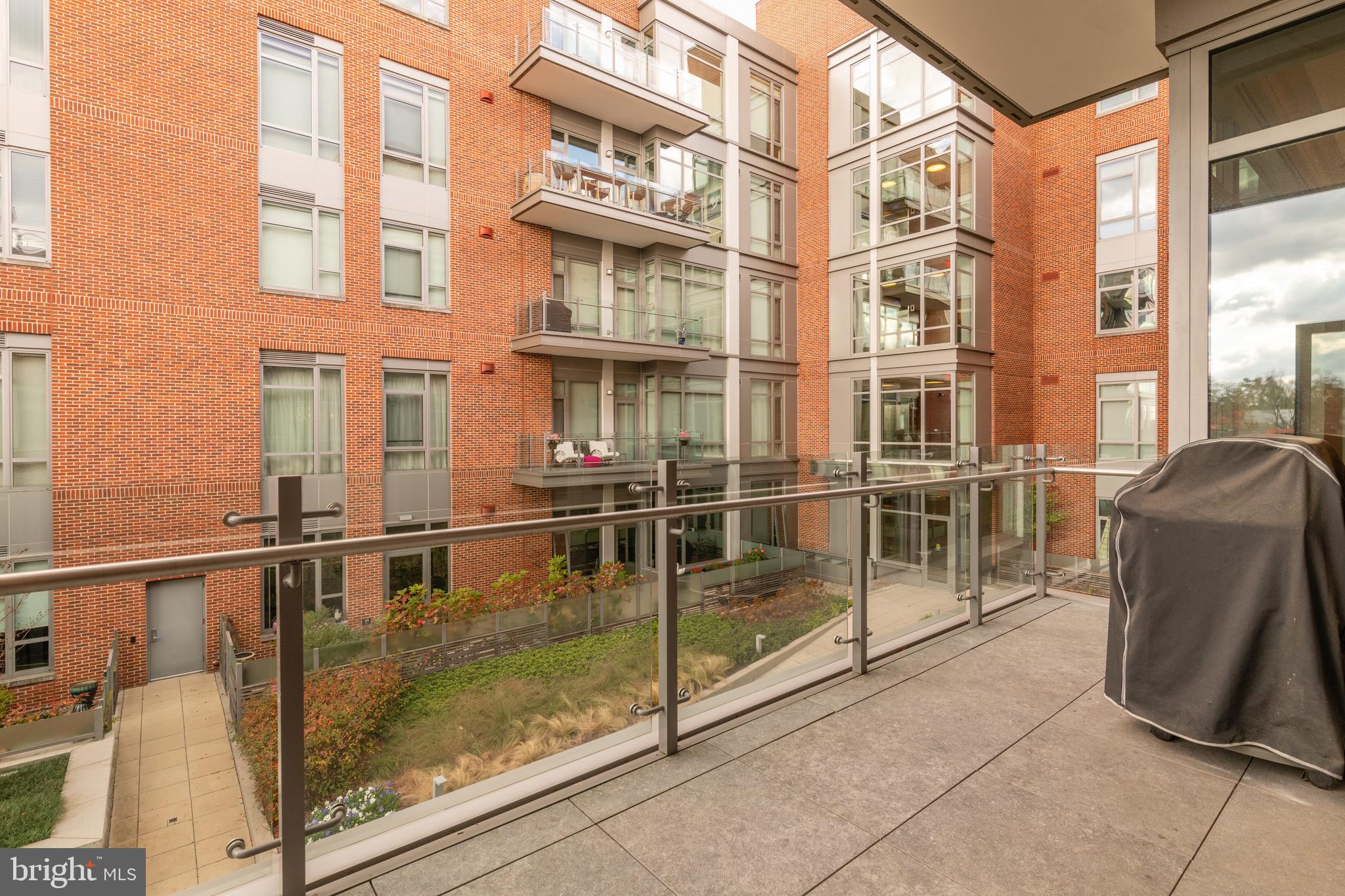 THE ORONOCO - Residential Lease