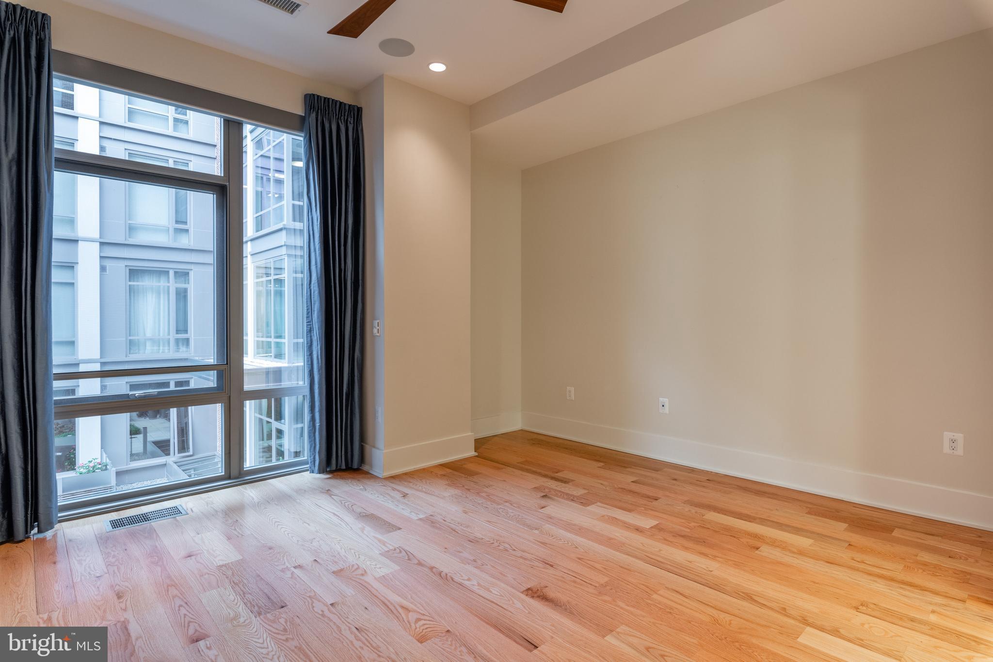 THE ORONOCO - Residential Lease