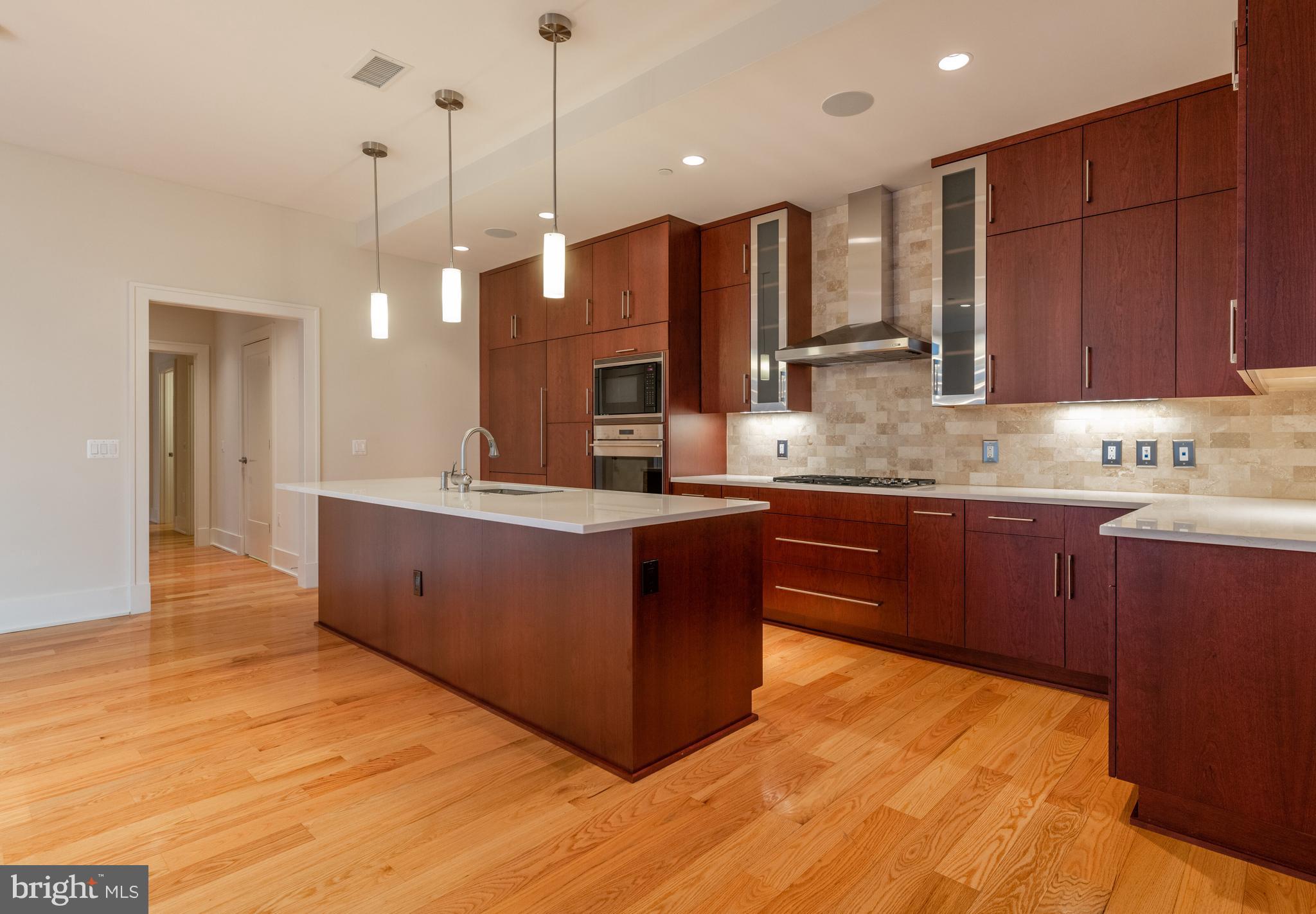 THE ORONOCO - Residential Lease