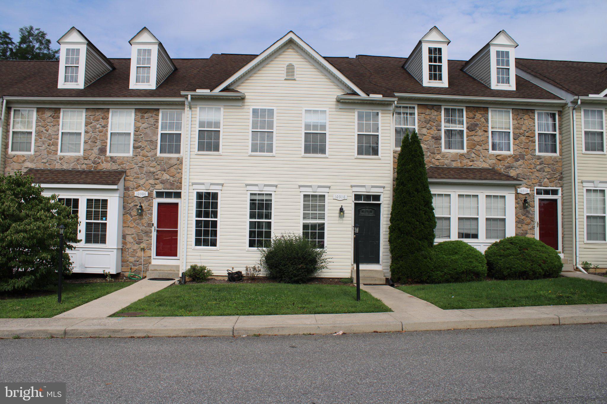 10308 BRIDLE COURT