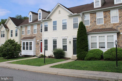 Townhouse For Sale - 10308 Bridle Court<br/> HAGERSTOWN, MD 21740