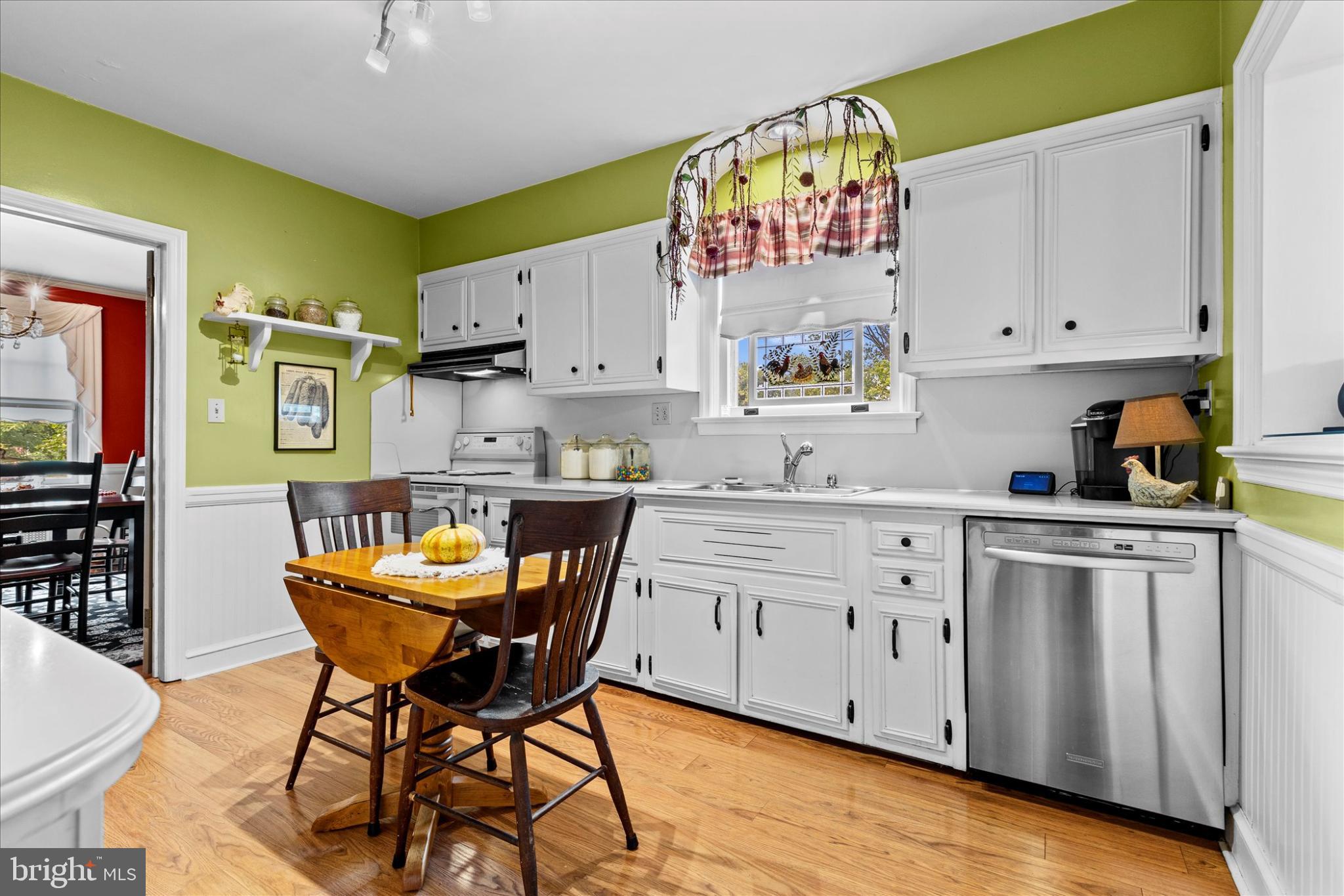 EAST YORK - Residential