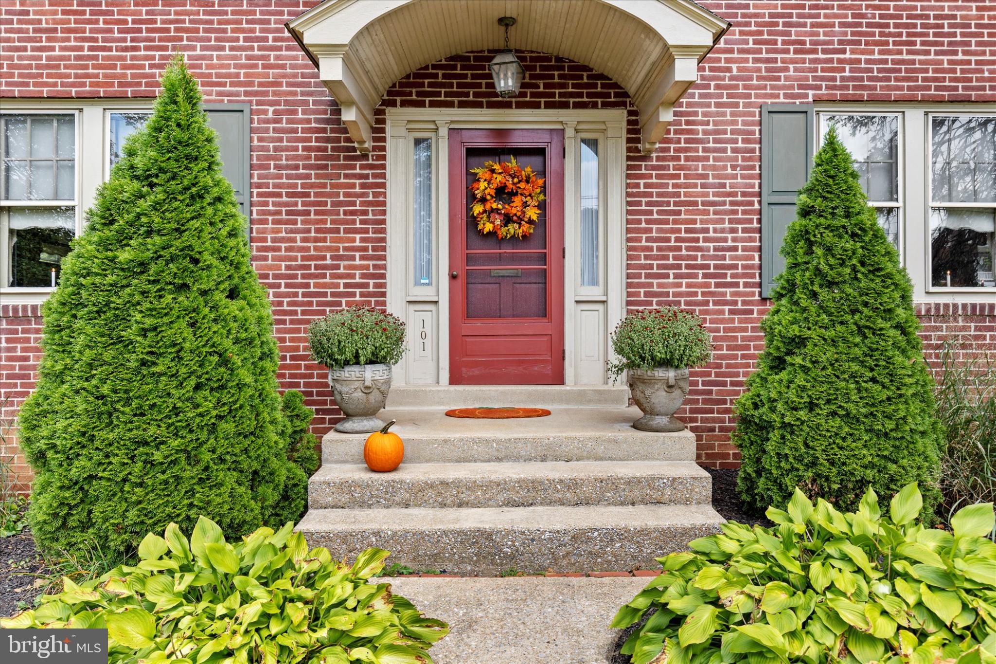 EAST YORK - Residential