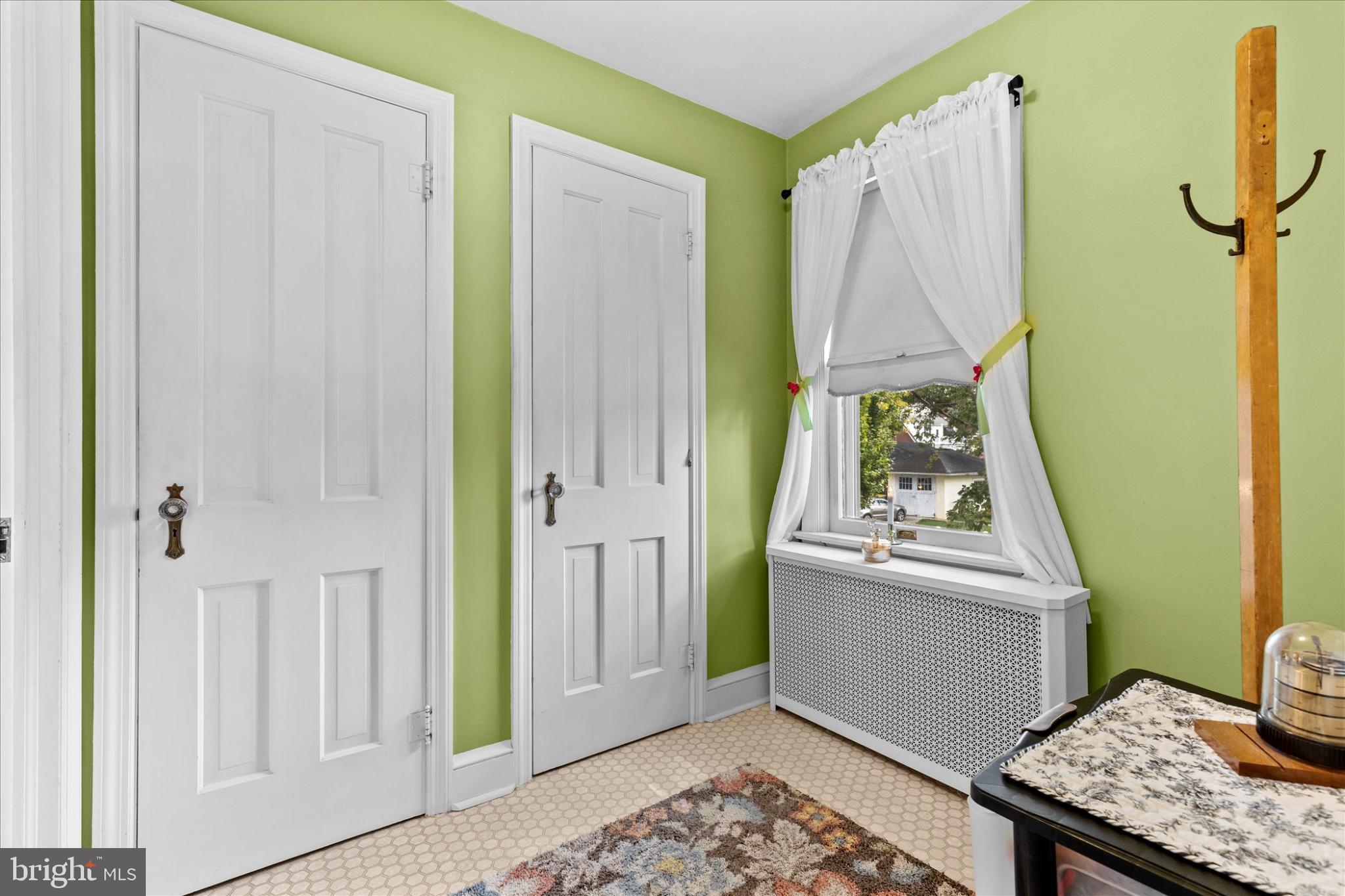 EAST YORK - Residential