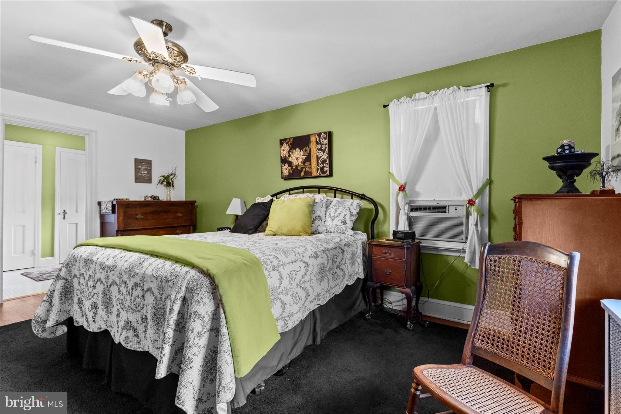 EAST YORK - Residential