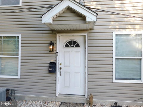 Townhouse For Rent - 505 Dekalb Street #APT. C<br/> Montgomery County, BRIDGEPORT, PA 19405