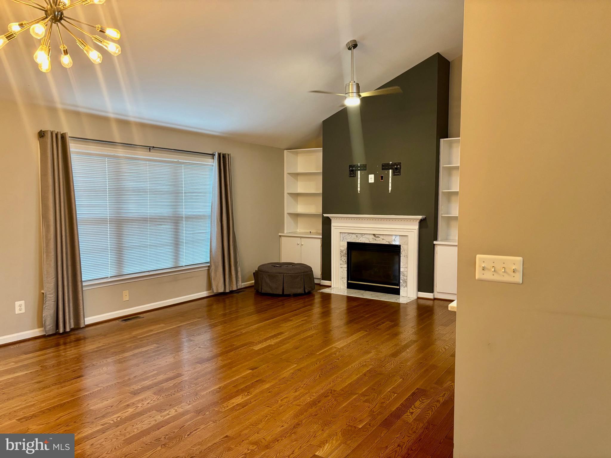 1808 STONEYBROOK LANE