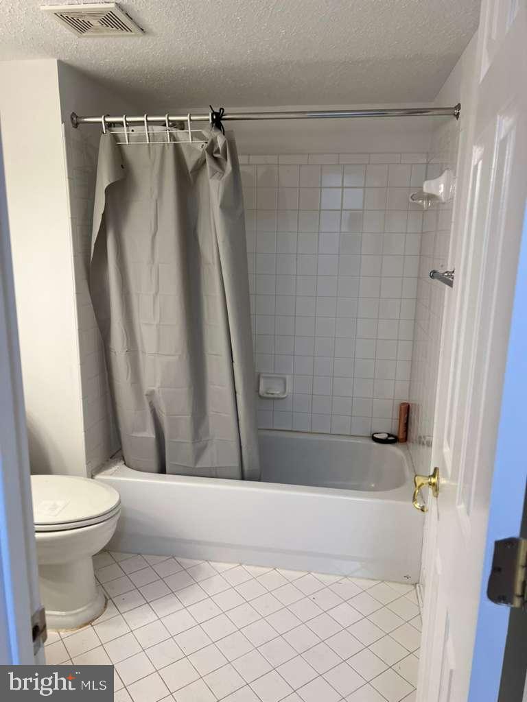 DALE CITY - Residential Lease