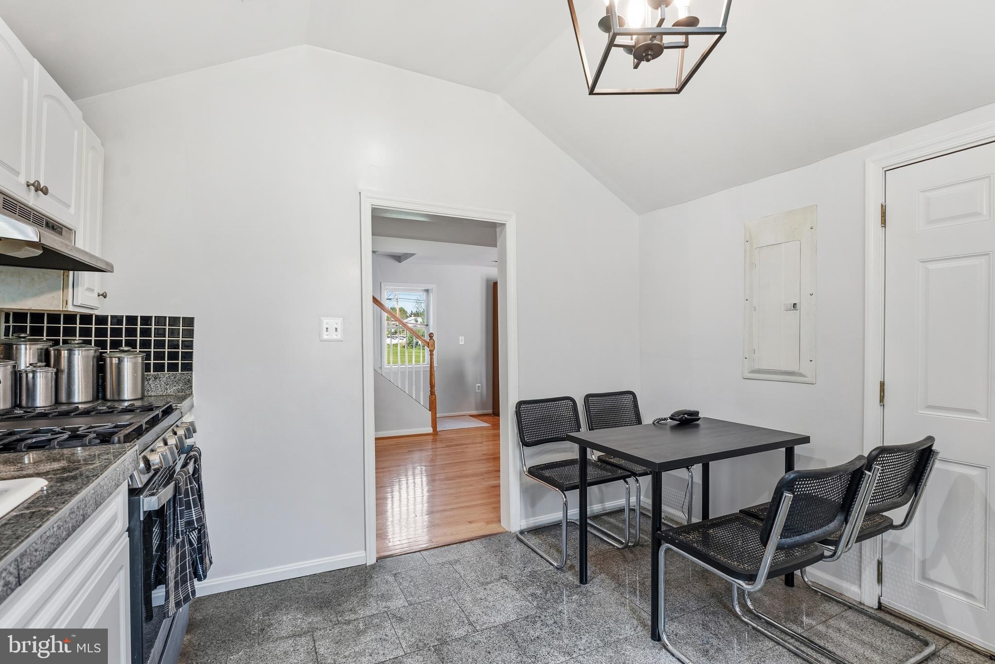 LUTHERVILLE - Residential