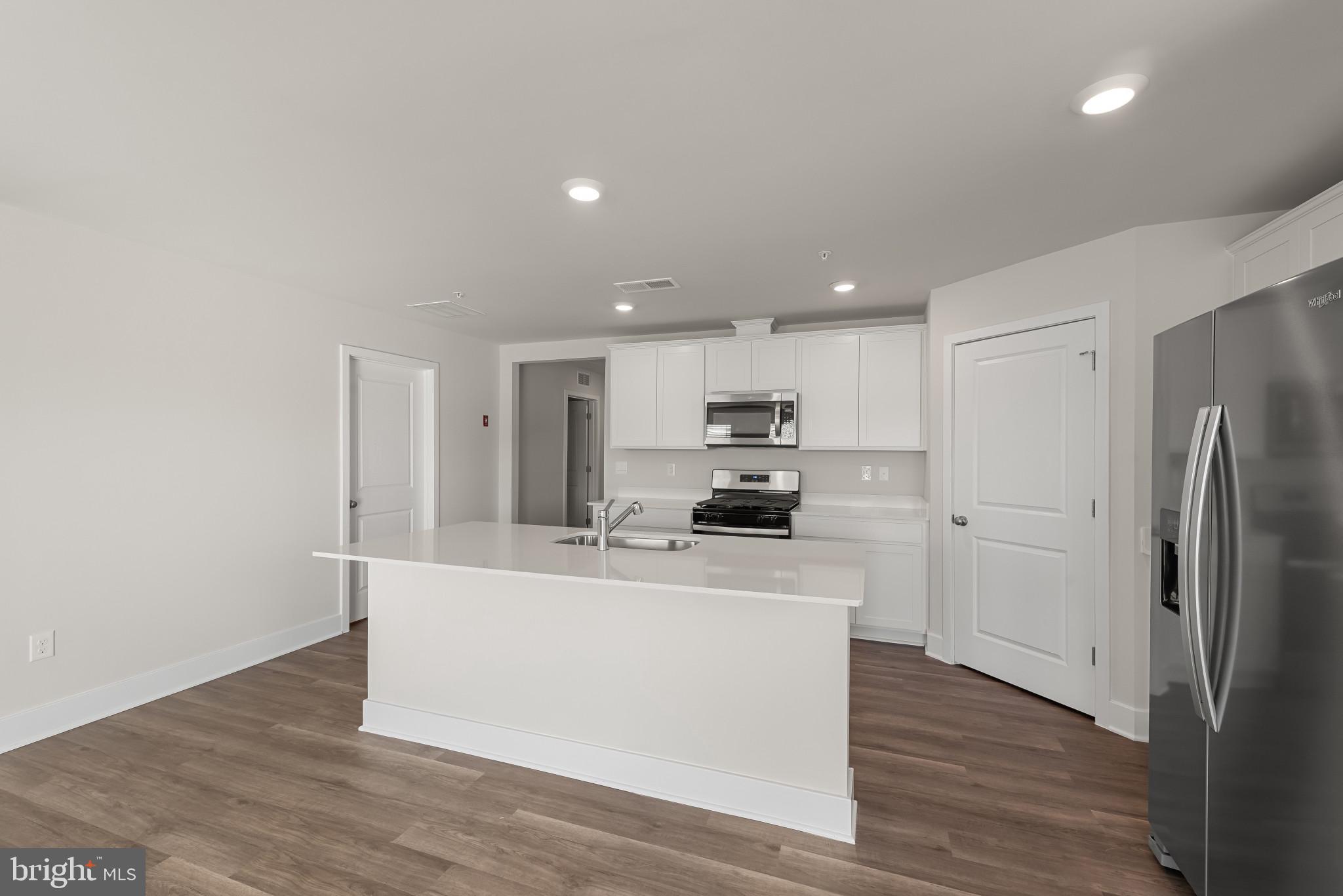 RED HILL - Residential