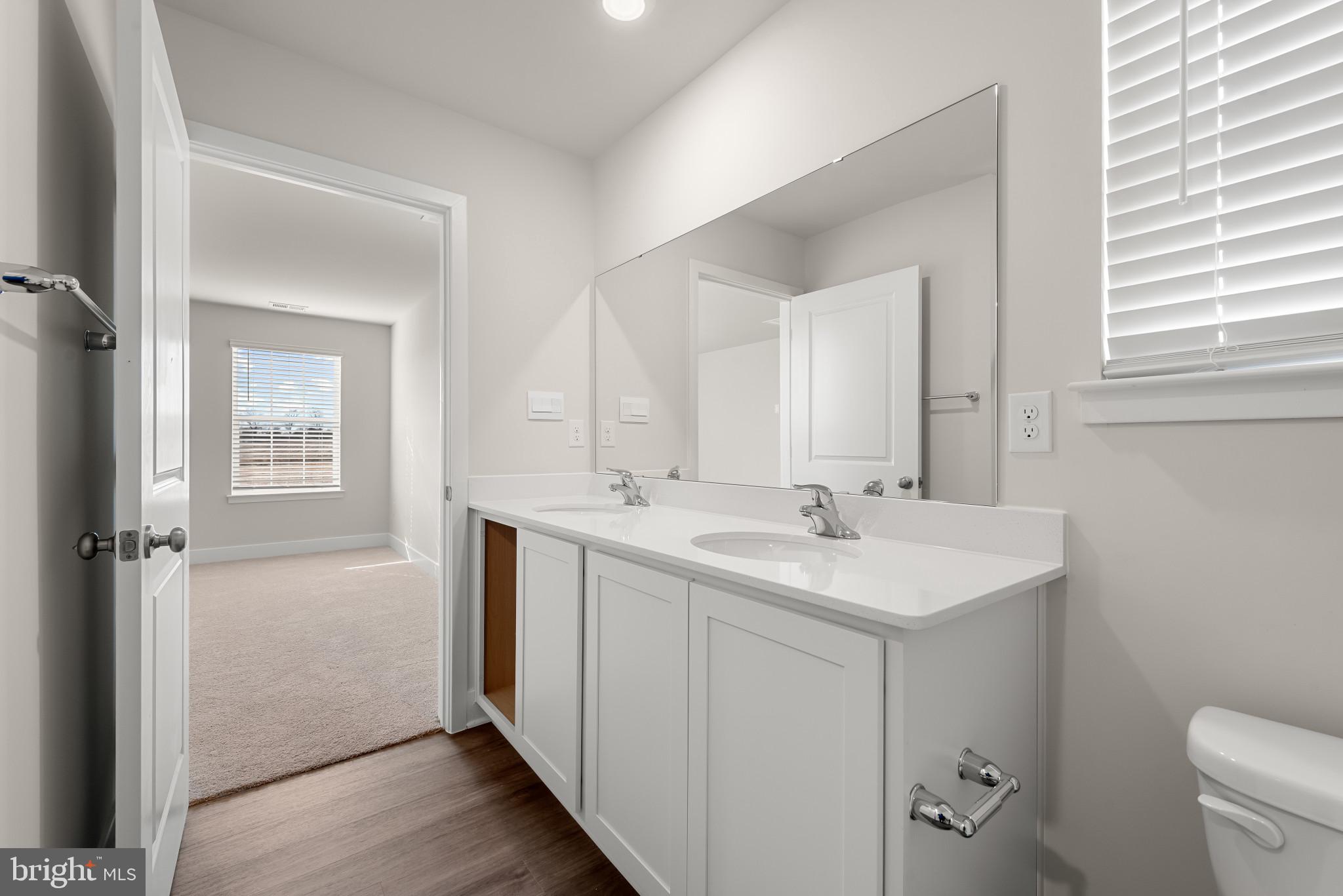 RED HILL - Residential