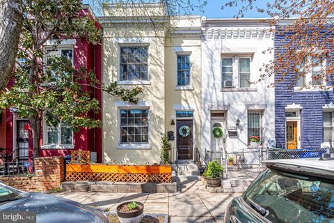 628 MORTON PLACE NE WASHINGTON DC 20002