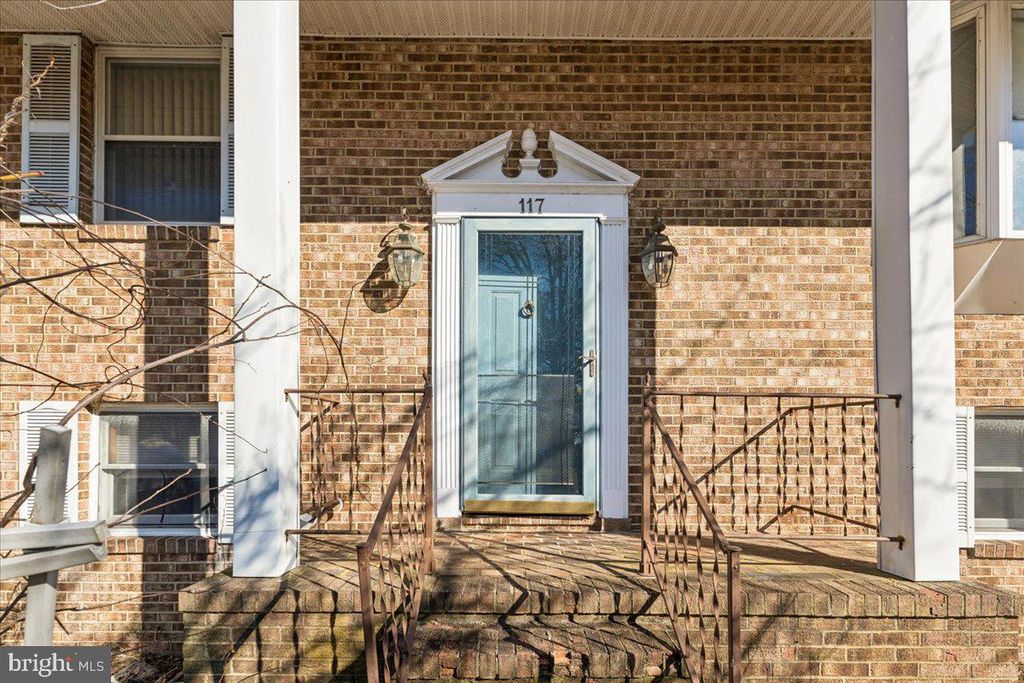 Photo of 117 Bay Drive, STEVENSVILLE, MD 21666 (MLS # MDQA2016248)