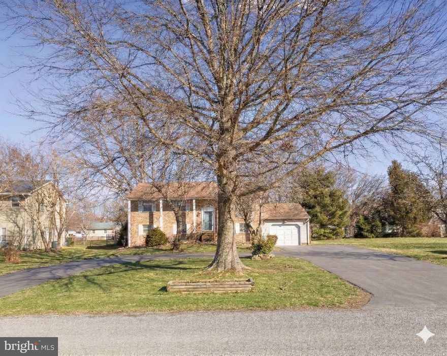 Welcome to your new home in one of Stevensville’s water-oriented communities. This 3-bedroom, 3-bath home has much to offer. Additional unfinished space to add up to 2 additional bedrooms. The spacious living areas are perfect for entertaining. Lower-level family room with fireplace and wet bar. Also, an indoor hot tub. Oversized attached garage with room for all your toys. Outdoors, enjoy your own personal oasis with privacy— deck and patio, an above ground pool and fenced backyard, ideal for summer cookouts and relaxation. The property sits in a water-privileged neighborhood with access to neighborhood water front park with tot-lot. Perfect for sunset views over the Chesapeake Bay. Start experiencing Eastern Shore living. Sewer is coming to the neighborhood. Buyer will assume monthly fees once project is completed.