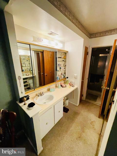 CASTOR GARDENS - Residential Income