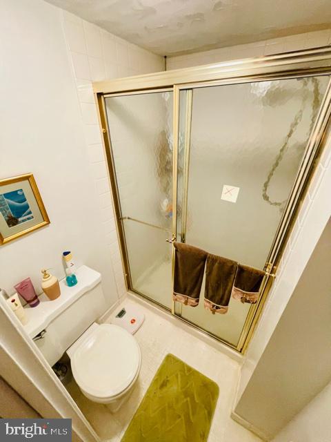 CASTOR GARDENS - Residential Income