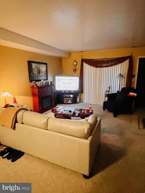 CASTOR GARDENS - Residential Income