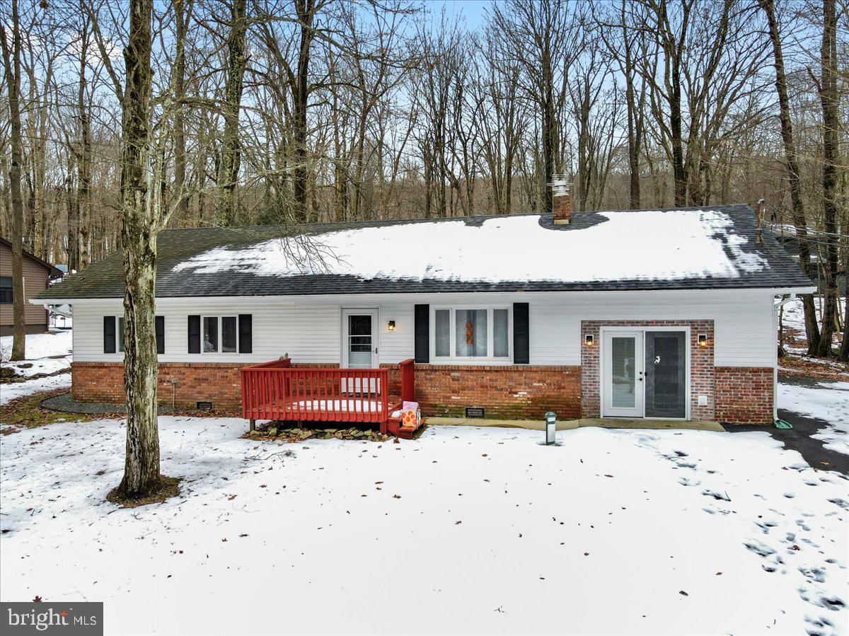 LOCUST LAKE VILLAGE - Residential