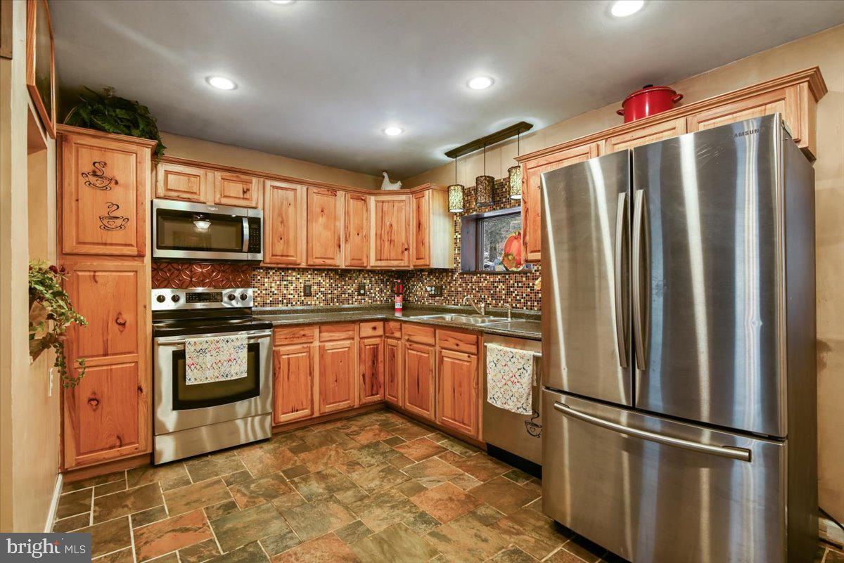 LOCUST LAKE VILLAGE - Residential