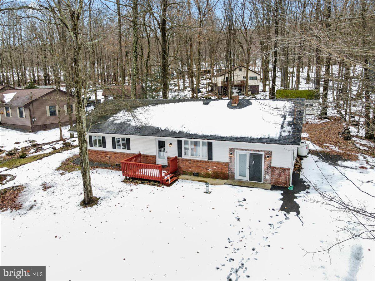 LOCUST LAKE VILLAGE - Residential