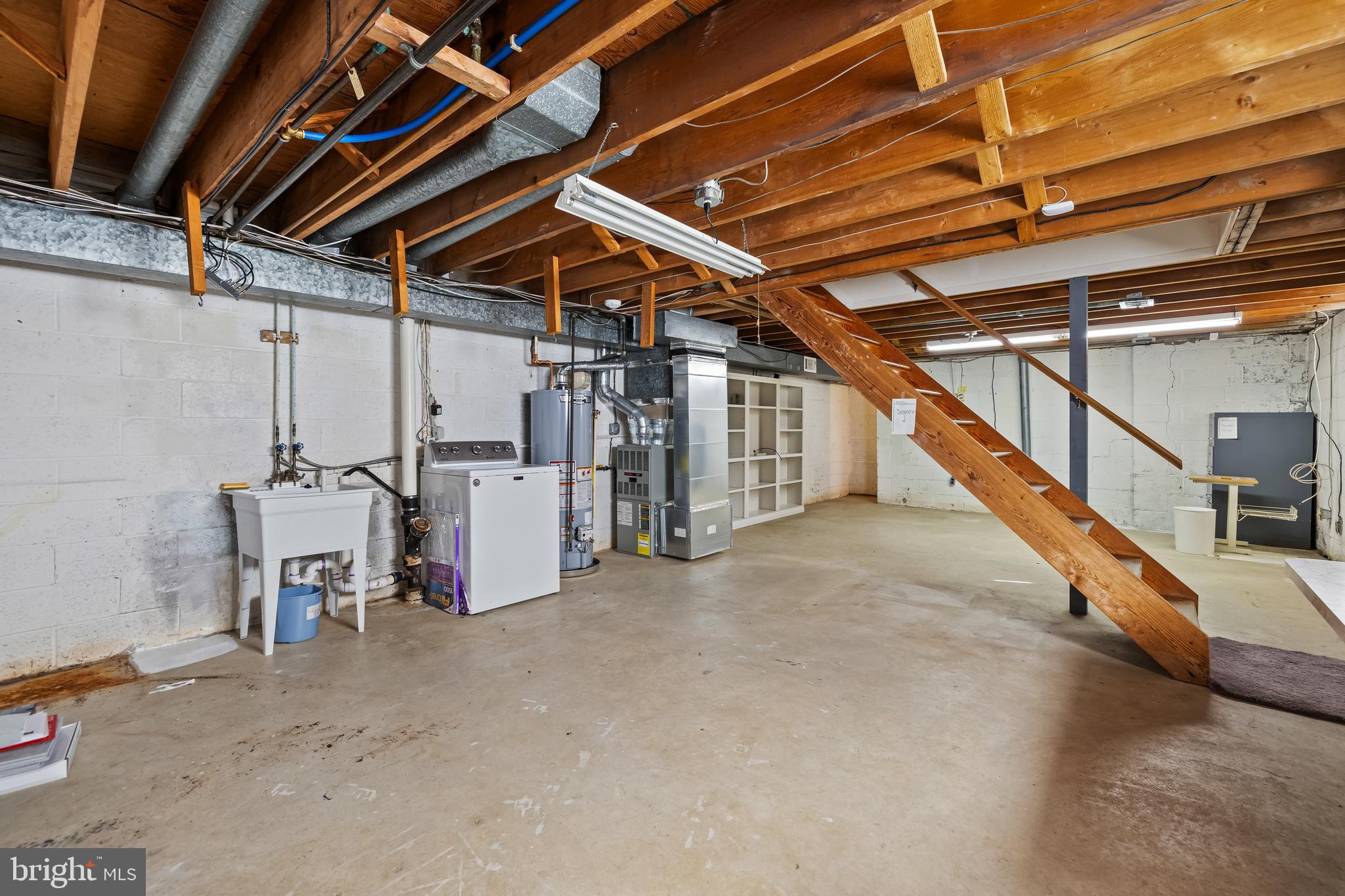 CHAPMAN MANOR - Residential