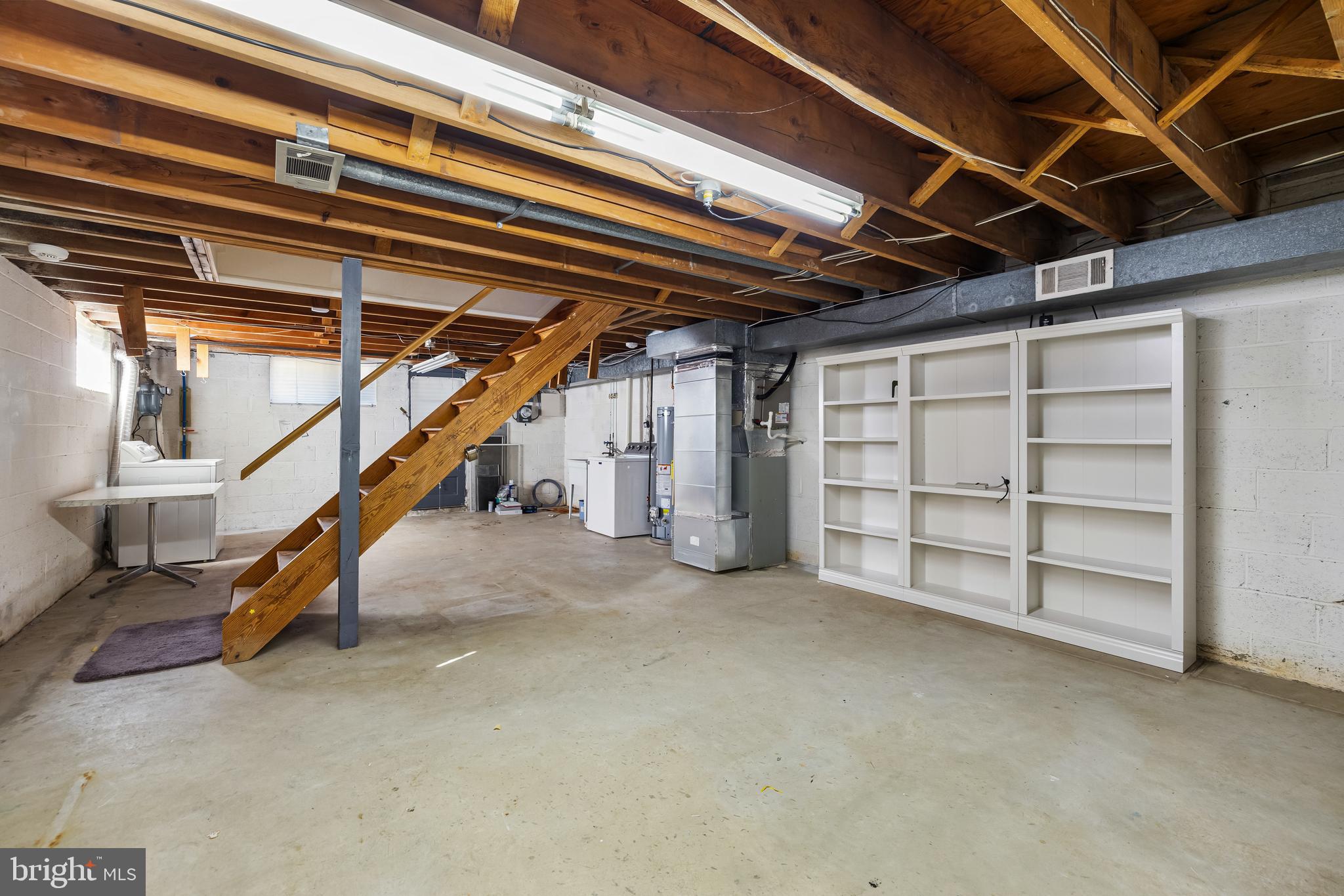 CHAPMAN MANOR - Residential