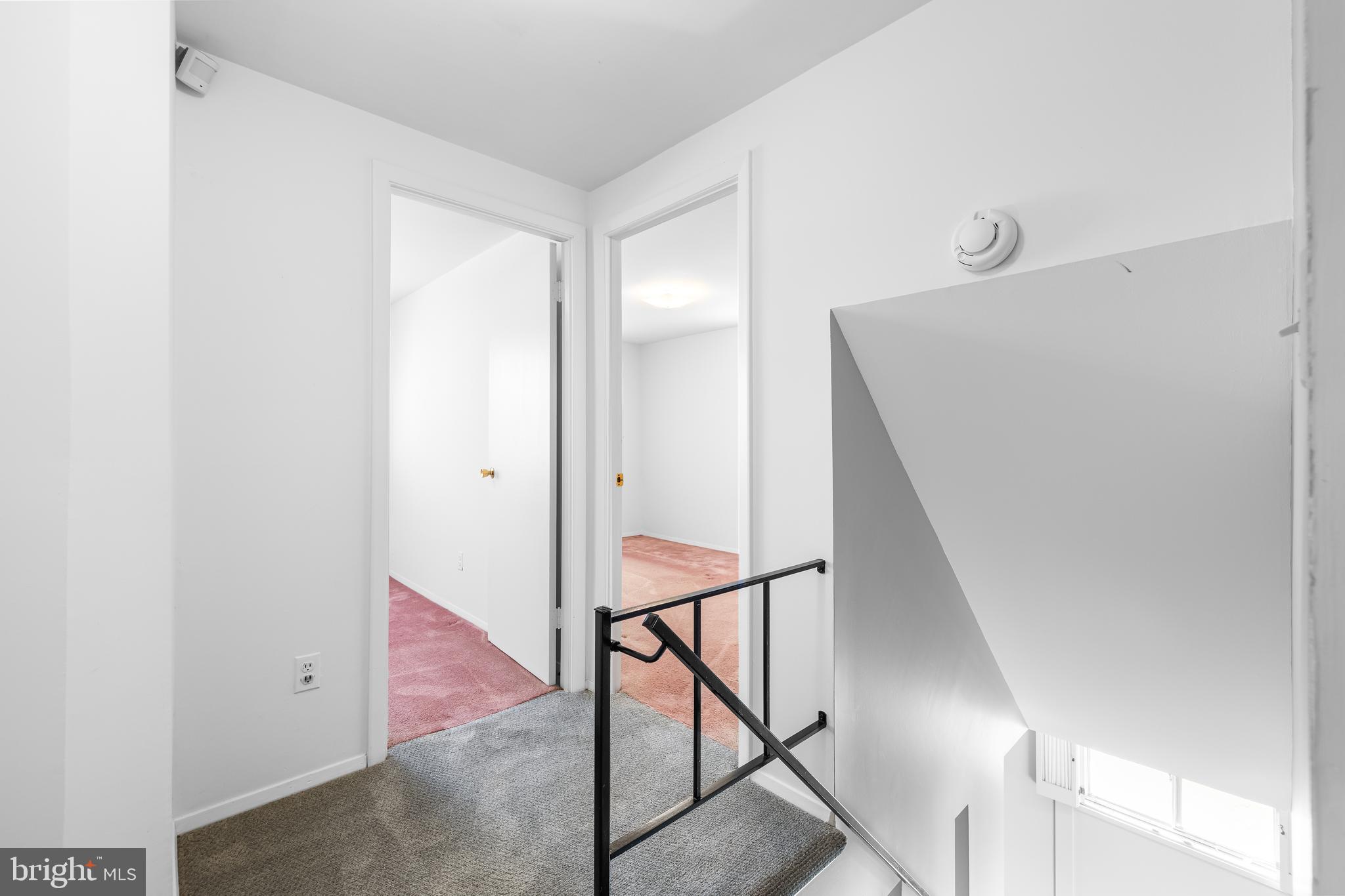 CHAPMAN MANOR - Residential