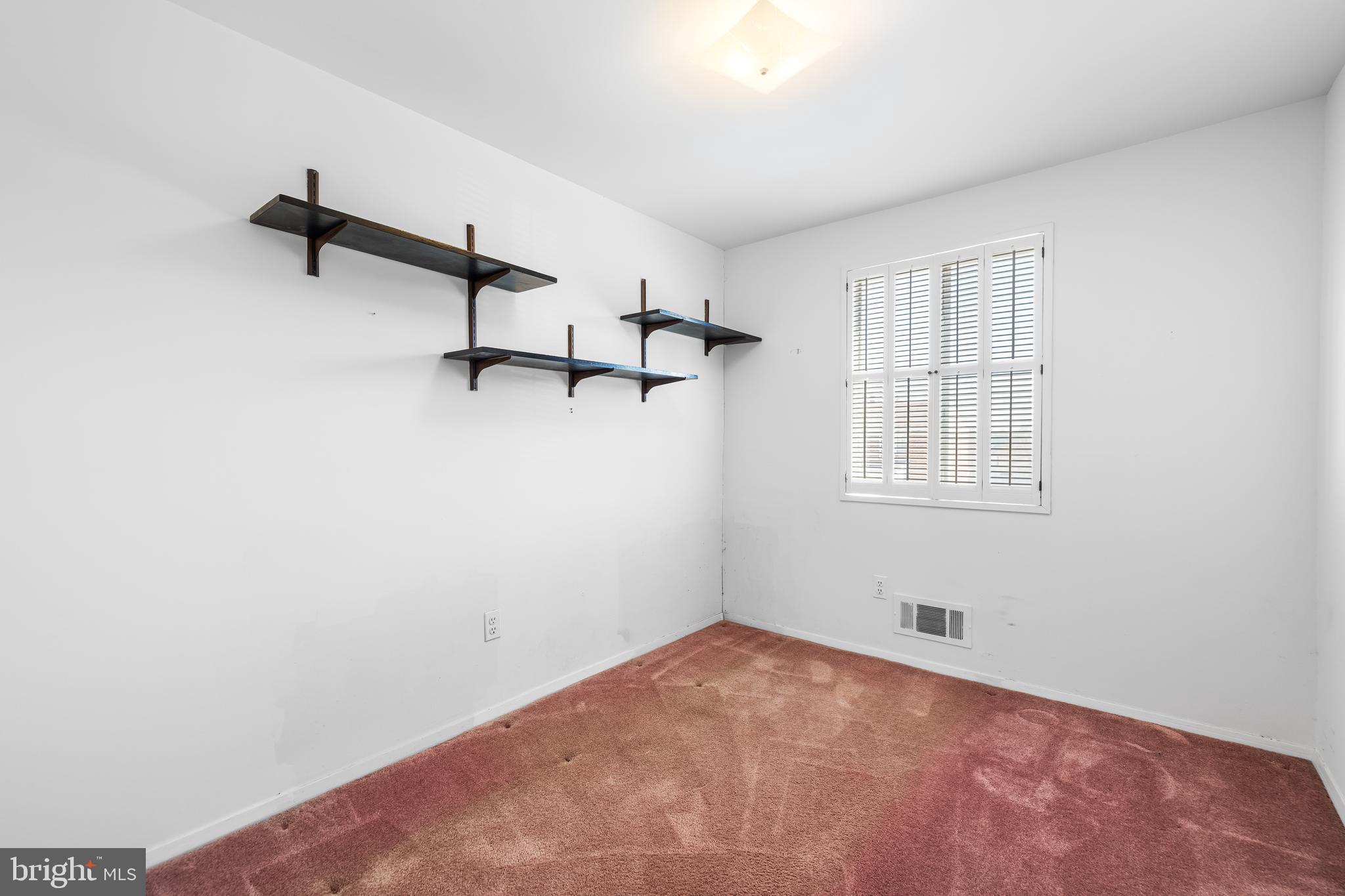 CHAPMAN MANOR - Residential