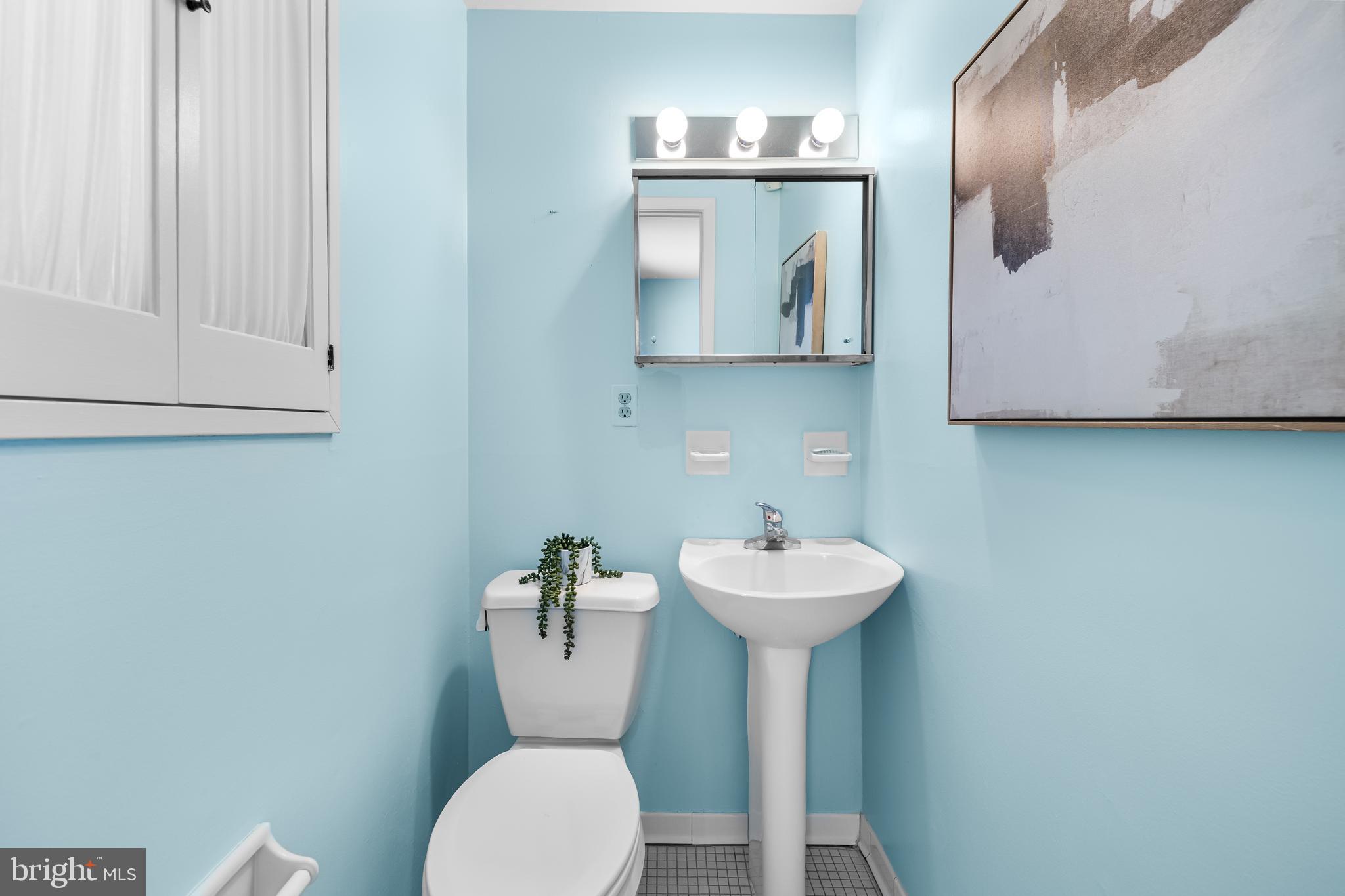 CHAPMAN MANOR - Residential